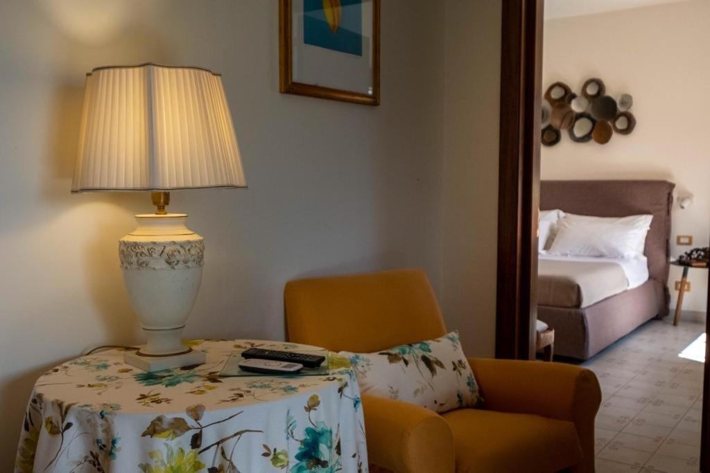 Tenuta Donnanna Agriturismo&Glamping Galatone Exterior foto