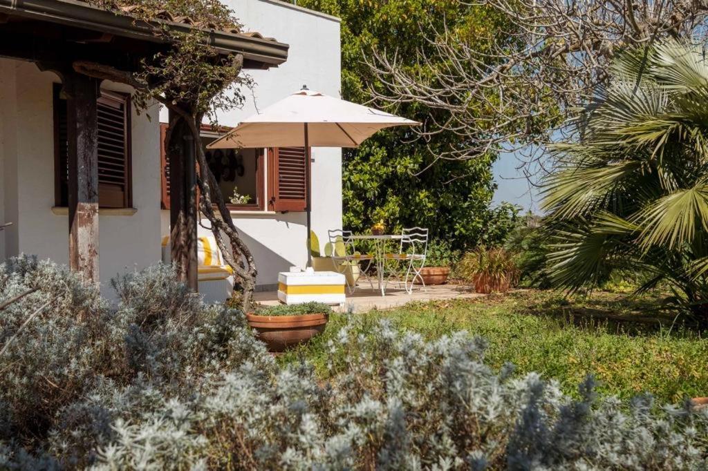 Tenuta Donnanna Agriturismo&Glamping Galatone Exterior foto